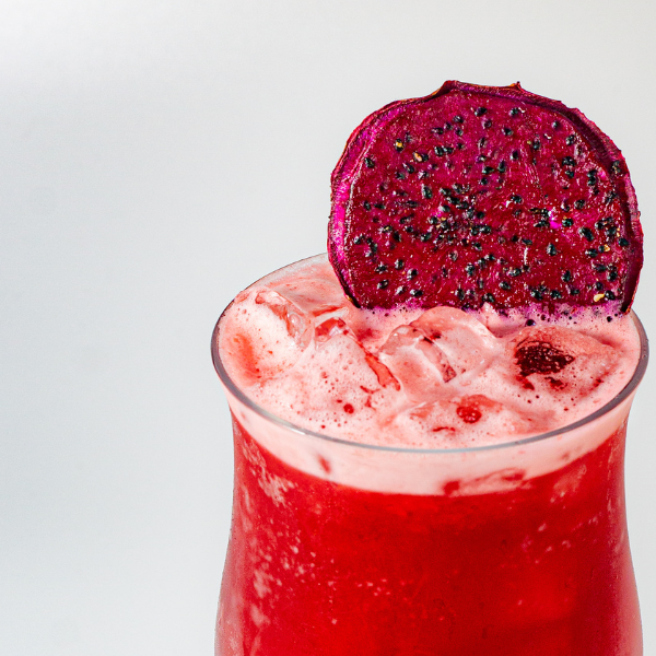 Berrylicious: A Berry-Filled Refreshing Cocktail